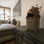 Casa Veche Aparthotel