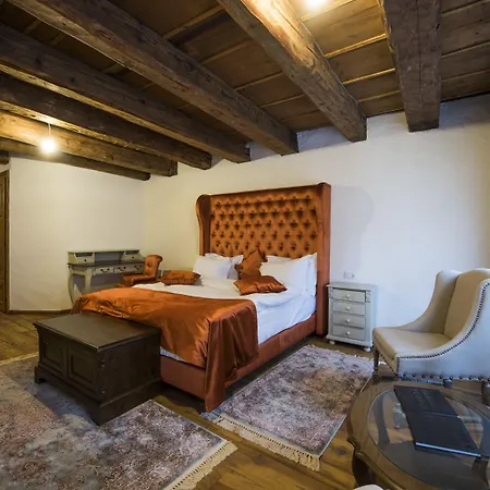 Casa Veche