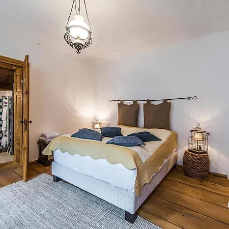 Aparthotel Casa Veche 4*
