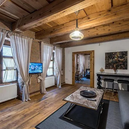 Aparthotel Casa Veche 4*