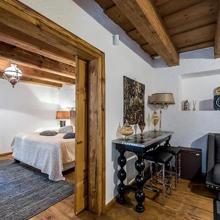 Casa Veche