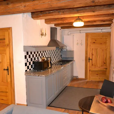 Casa Veche 4*