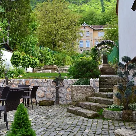 Casa Veche 4*