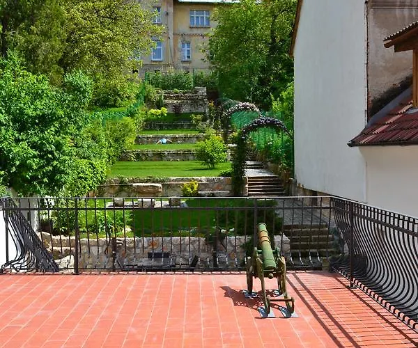 Casa Veche Aparthotel