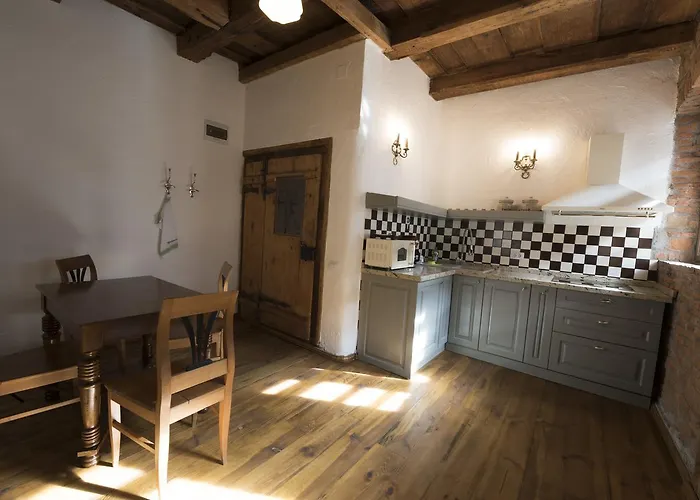 Casa Veche 公寓式酒店 4*